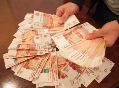 Двое сотрудников наркоконтроля вымогали у мужчины миллион рублей на Ставрополье