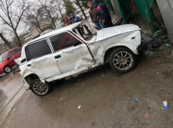 Женщина-водитель госпитализирована после столкновения с автомобилисткой в Пятигорске