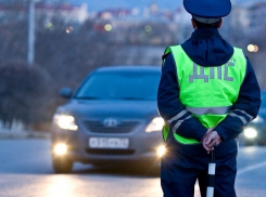 Более 300 превысивших скорость водителей за несколько дней поймали на дорогах Ставрополья скрытые патрули ГИБДД