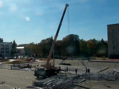 В Ставрополе приступили к установке ледового катка