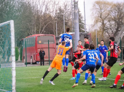 «Динамо» бежит, «Дружба» прёт: подводим итоги 20 тура футбольного первенства России во 2 лиге