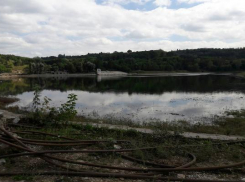 На озере Кисловодска открыли купальный сезон 