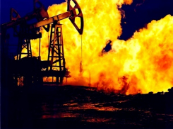 Один человек погиб и еще двое попали в больницу после пожара на нефтяной скважине на Ставрополье