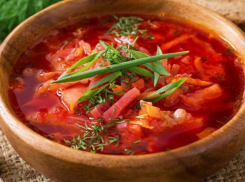 Ставропольчанка продает кастрюлю борща за 300 рублей на Avito