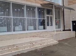 Участник СВО с инвалидностью не смог попасть на свадьбу дочери в Светлограде из-за отсутствия пандусов