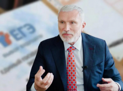Лидер партии «Родина» Алексей Журавлёв потребовал отмены ЕГЭ 