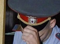 Полицейский с беременной женой спасли девушку от насильников