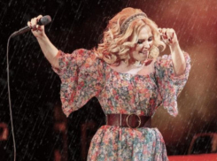 Концерт Пелагеи и открытие сезона фонтанов в Ставрополе оказались под угрозой срыва 