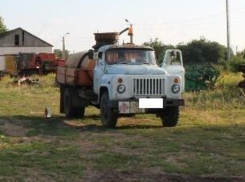 Водовоз сбил насмерть внезапно выскочившего перед ним мужчину на Ставрополье