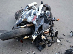 На Ставрополье «Газель» столкнулась с мотоциклом: байкер скончался в больнице