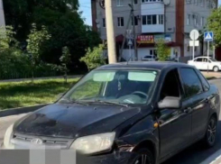 Восьмилетнего мальчика госпитализировали с травмой ноги из-за ДТП в центре Ставрополя 