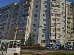 В Пятигорске малыш выжил, зацепившись за деревья при падении с 6 этажа