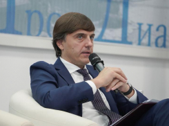 Министр просвещения РФ Кравцов провел урок труда в селе на Ставрополье