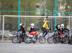 Мотоболисты «Колоса» в Коврове оформили победу в матче с «Кировцем» за девять минут