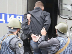 На Ставрополье арестовали мужчину, вооруженного тротиловой шашкой