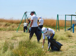 Фонд «Генезис» совместно с  «Новыми людьми» привел в порядок пляж «ПМК» в станице Курской