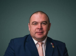 «Пьем мочу, жрем говно»: мэр Невинномысска высказался о «шарлатанах, одурманивших городских женщин»