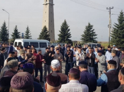 Эксперты назвали «потенциально опасной» идею «оппозиционных» казаков передать Ставрополью земли Чечни