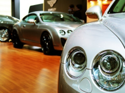 Чиновникам не разрешили обновить автопарк 