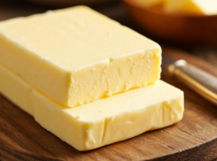 Сливочное масло с фальсификатом попало на полки магазина крупной торговой сети Крыма из Ставрополья