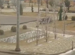 «Ощущение, что оторвёт балкон»: жители Ставрополя жалуются на разбушевавшийся ветер
