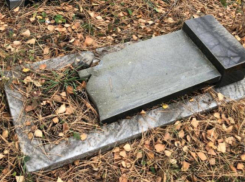 Подростки осквернили могилы в селе Этока на Ставрополье