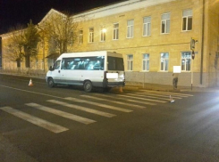Маршрутка проехалась по ноге 17-летнего парня в Ставрополе