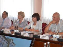 «Консолидировать позицию населения Ставрополья по пенсионной реформе»:  Федерация профсоюзов провела большой круглый стол