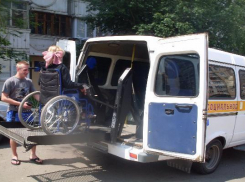 Такси доставит ставропольцев с ограниченными возможностями на избирательные участки