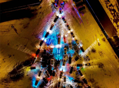 Автолюбители поддержали общероссийский новогодний флешмоб в Ставрополе