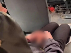 Онанист из Минвод решил самоудовлетвориться прямо в маршрутке и попал на видео 