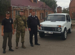 Предприниматель на Ставрополье передал казакам автомобиль для нужд СВО 