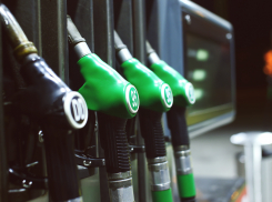 Скачок спроса на нефтепродукты спровоцировал дефицит бензина на АЗС Ставрополья — минпром 