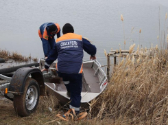 Двух попавших в беду детей спасли посреди Новотроицкого водохранилища на Ставрополье