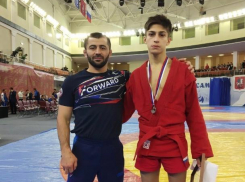 Ставропольчанин стал серебряным призером Первенства России по самбо