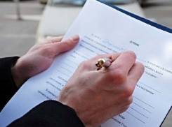 Разбивший дорогую иномарку мужчина придумал «сказку» о нападении и угоне на Ставрополье 