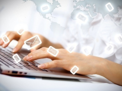 Любители электронных писем отмечают день создания e-mail