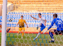 Ставропольские «заводчане» вторично в сезоне огорчили футбольных чемпионов края 