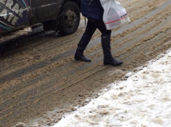 Недовольство неочищенными тротуарами высказали жители Ставрополя