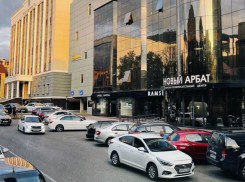 Часть здания ТРЦ «Новый Арбат» в Пятигорске выставлена на продажу за 250 миллионов рублей 