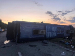 Устанавливаются причины аварии с пятью погибшими и 20 пострадавшими в Апанасенковском районе