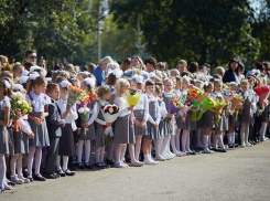 Зонты на утреннюю линейку школьникам Ставрополя брать не придется