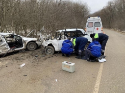 Один человек погиб в жестком ДТП на Ставрополье, - очевидцы