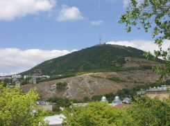 Красивая легенда о рождении горы Машук, величественного Эльбруса и пятиглавого Бештау