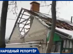 Ураган в Ставрополе образовал в кровле частного дома дыру размером с грузовик 