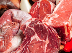 Производитель незаконно продлил срок годности 40 килограммам мясных продуктов на Ставрополье 