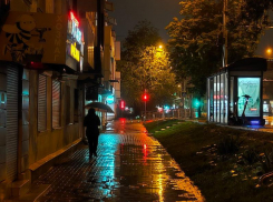 Град, гроза и ветер до 25 метров в секунду не отпустят Ставрополье до 19 мая