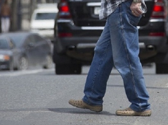 «Мерседес» сбил пешехода в центре Ставрополя