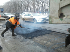 Ямы на трассе «Кавказ» в Невинномысске отремонтирует подрядчик за собственные деньги