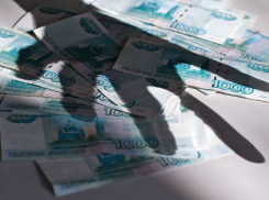 На Ставрополье мужчина подозревается в краже крупной суммы денег